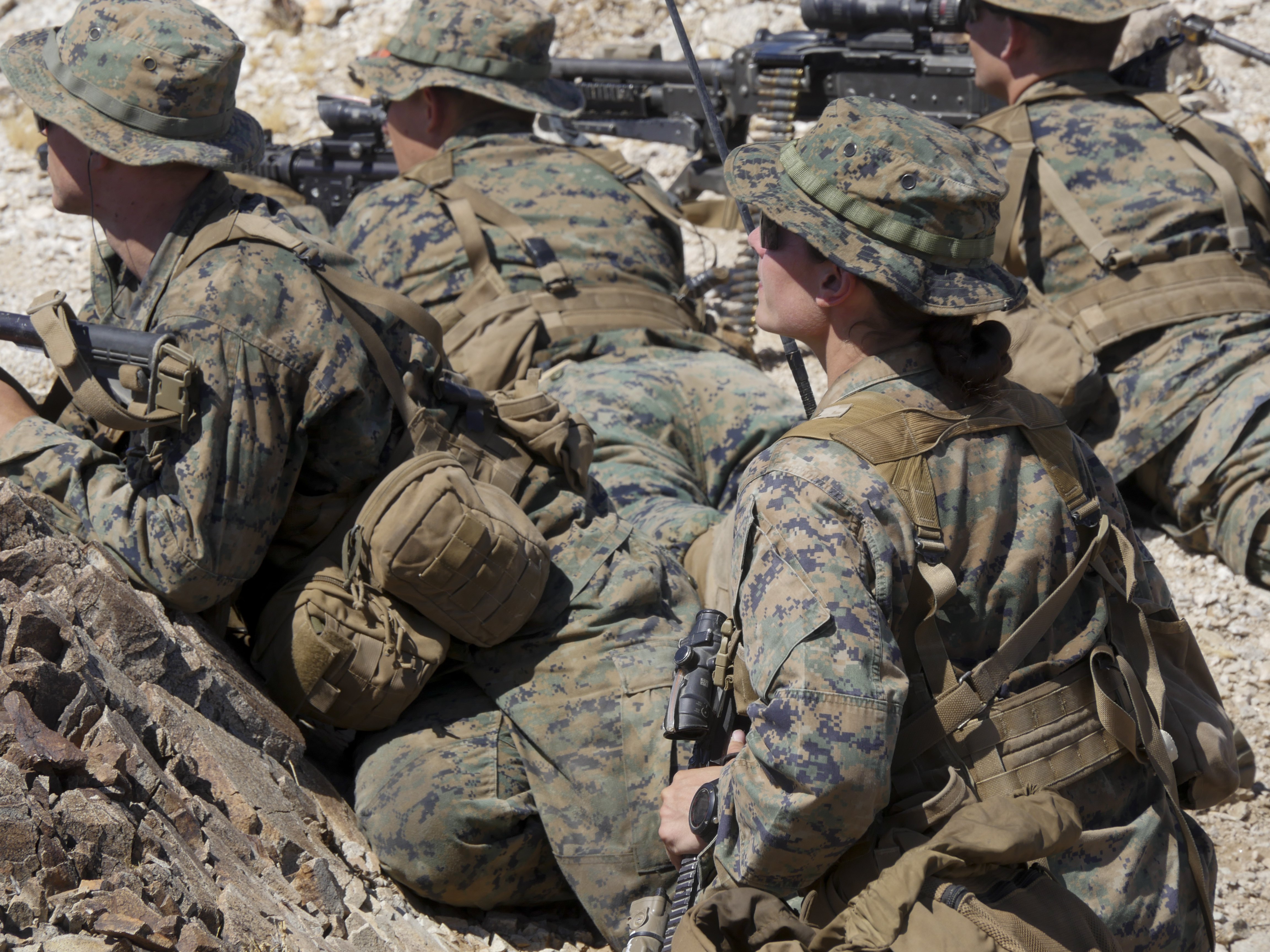 FIRST FEMALE IN US MARINES